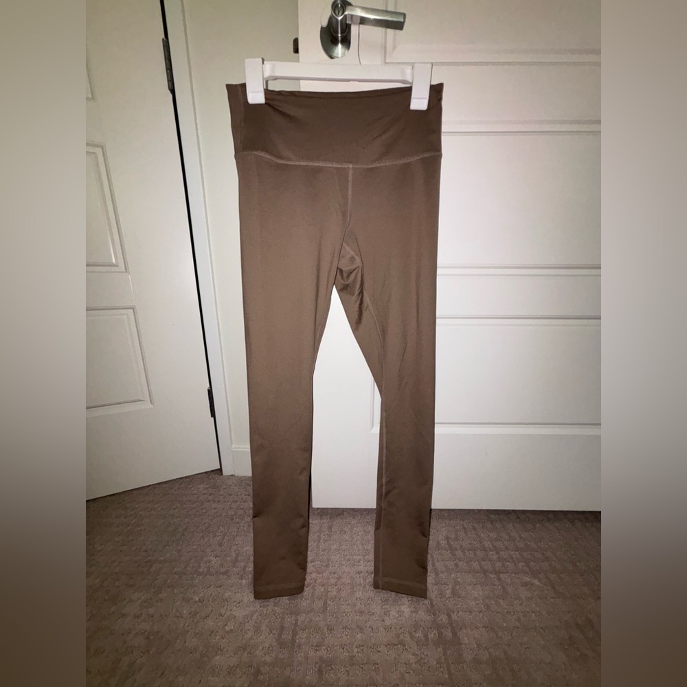 Brown High-Waisted Leggings
